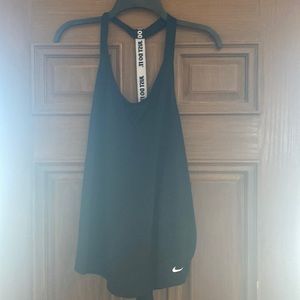 NIke Tank